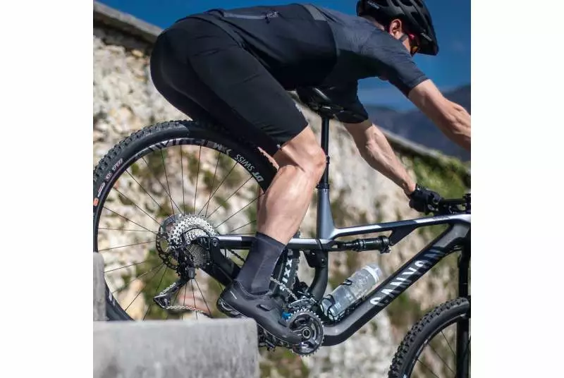 Portabidón Elite Prism Carbon Lateral - Imagen 4